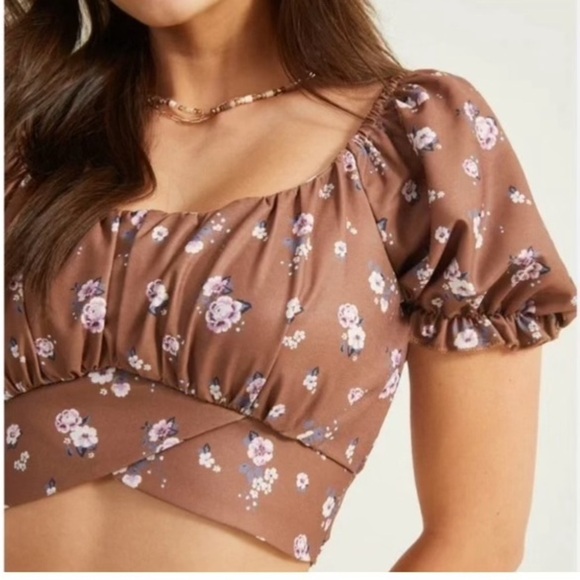 Altar'd State Tops - Altar'd State Jordan Brown Floral Puff Sleeve Crop-Top